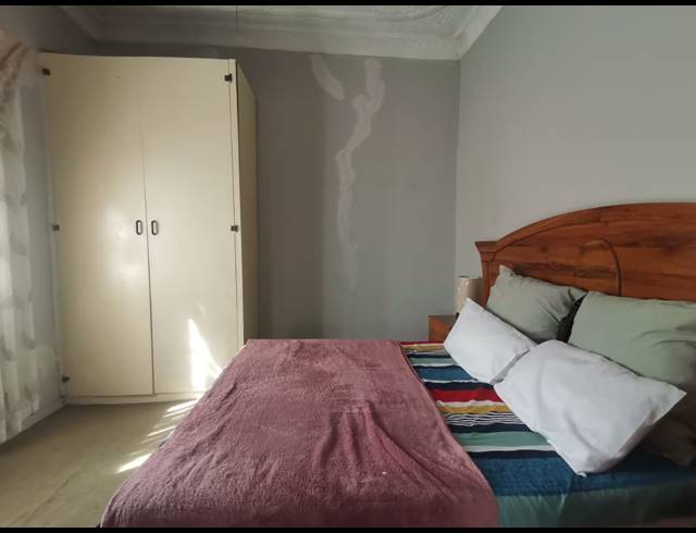 3 BEDROOM HOUSE FOR SALE IN REGENTS PARK